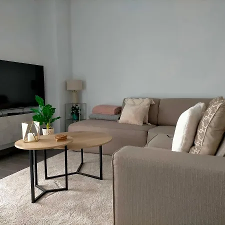 Apartment New Luxury For Rent Gardens, Near The Sea And The Center *